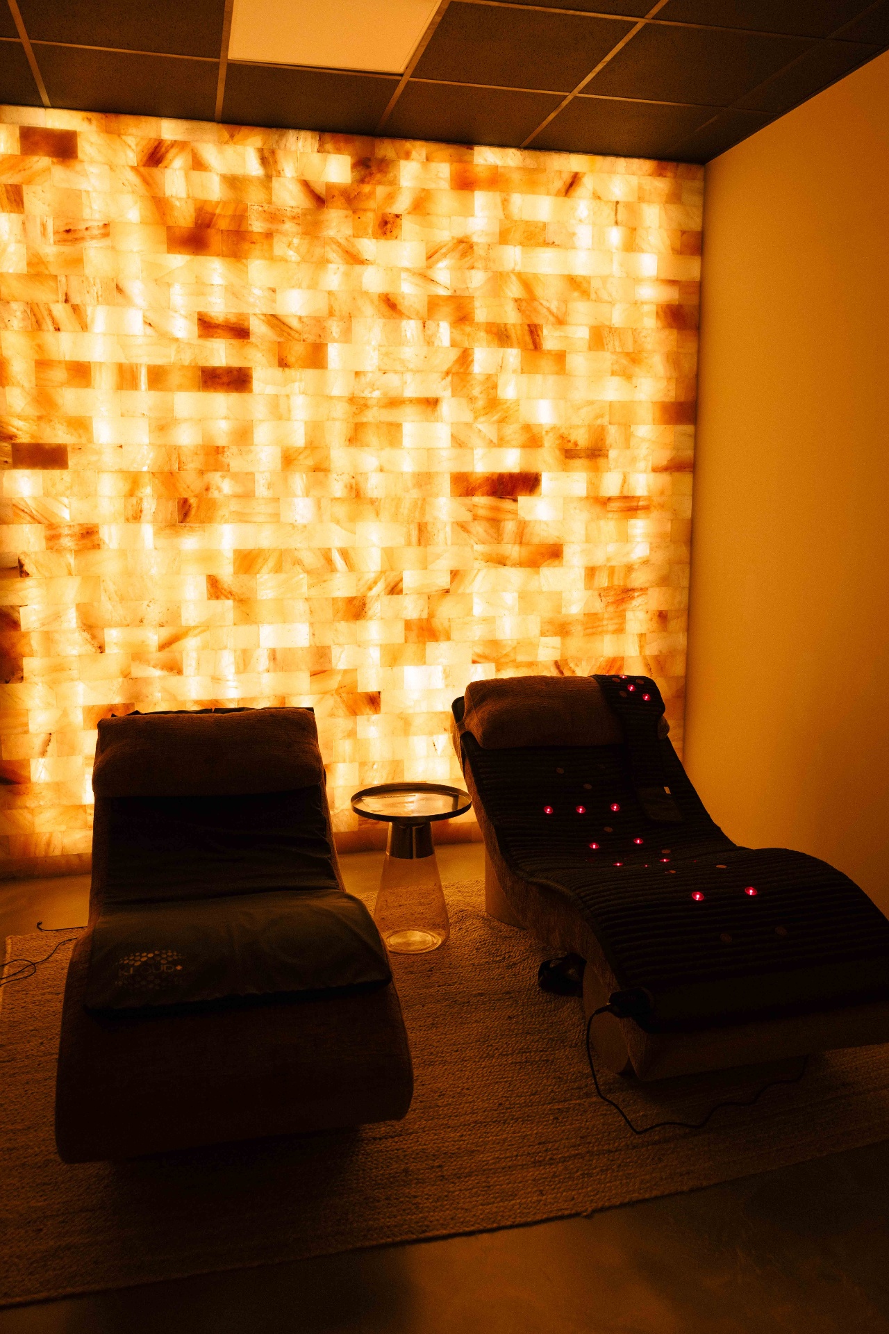 Salt Room & Frequency Suite