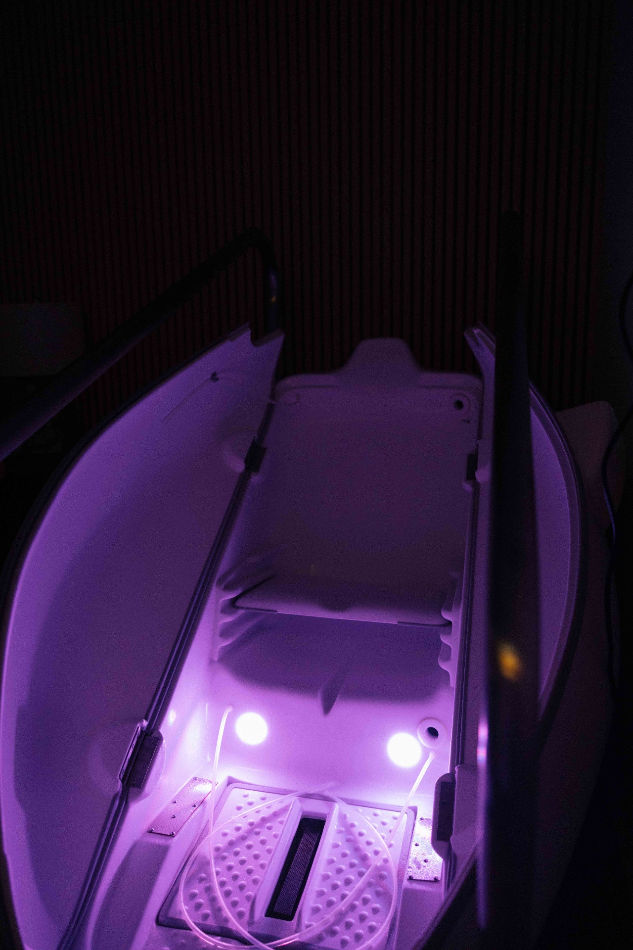 HOCATT ozone sauna pod at The Pro2col Nashville